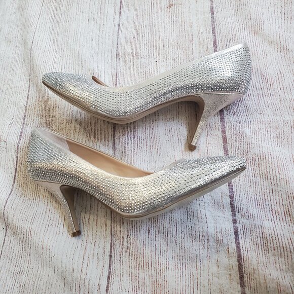 INC International Concepts Zitah heels pumps pearl gold 9.5M NIB - Picture 1 of 10